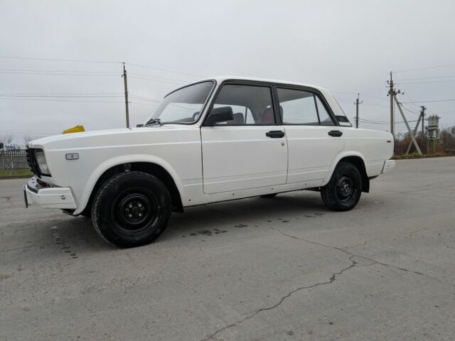 Белый ВАЗ 2107, объемом двигателя 0 л и пробегом 100 тыс. км за 1500 $, фото 15 на Automoto.ua