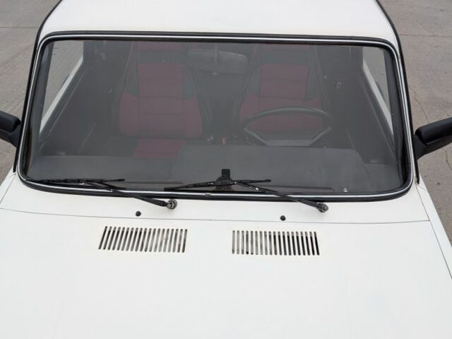 Белый ВАЗ 2107, объемом двигателя 0 л и пробегом 100 тыс. км за 1500 $, фото 2 на Automoto.ua