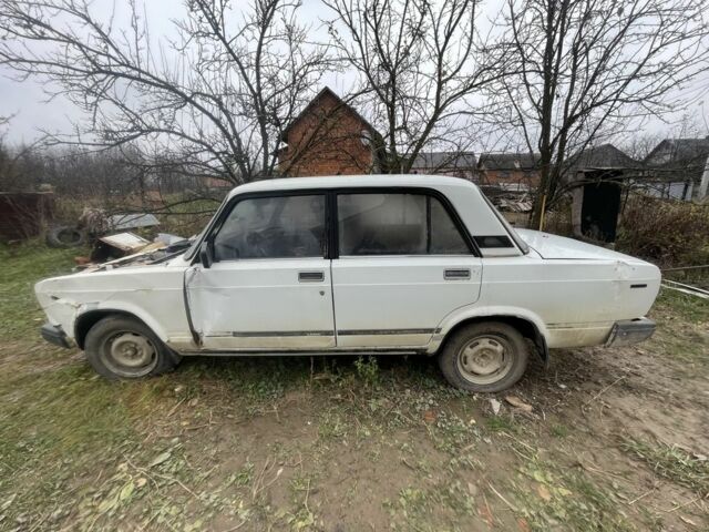 Белый ВАЗ 2107, объемом двигателя 1.5 л и пробегом 31 тыс. км за 357 $, фото 1 на Automoto.ua