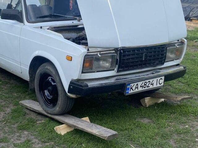 Белый ВАЗ 2107, объемом двигателя 1.5 л и пробегом 45 тыс. км за 25000 $, фото 4 на Automoto.ua