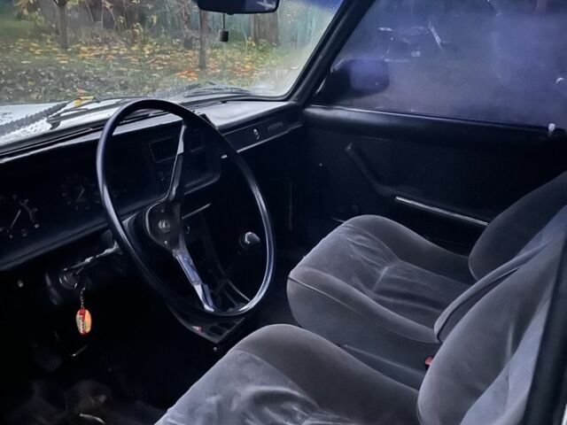 Белый ВАЗ 2107, объемом двигателя 1.5 л и пробегом 80 тыс. км за 381 $, фото 4 на Automoto.ua