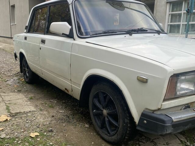 Белый ВАЗ 2107, объемом двигателя 1.3 л и пробегом 73 тыс. км за 750 $, фото 3 на Automoto.ua