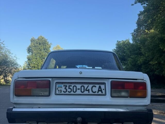 Белый ВАЗ 2107, объемом двигателя 1.45 л и пробегом 96 тыс. км за 1100 $, фото 3 на Automoto.ua