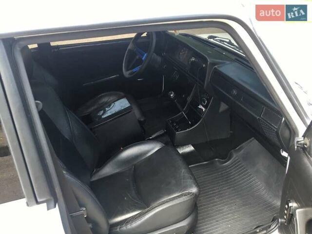 Белый ВАЗ 2107, объемом двигателя 1.5 л и пробегом 200 тыс. км за 850 $, фото 6 на Automoto.ua