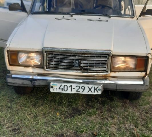 Білий ВАЗ 2107, об'ємом двигуна 1.5 л та пробігом 3 тис. км за 750 $, фото 12 на Automoto.ua