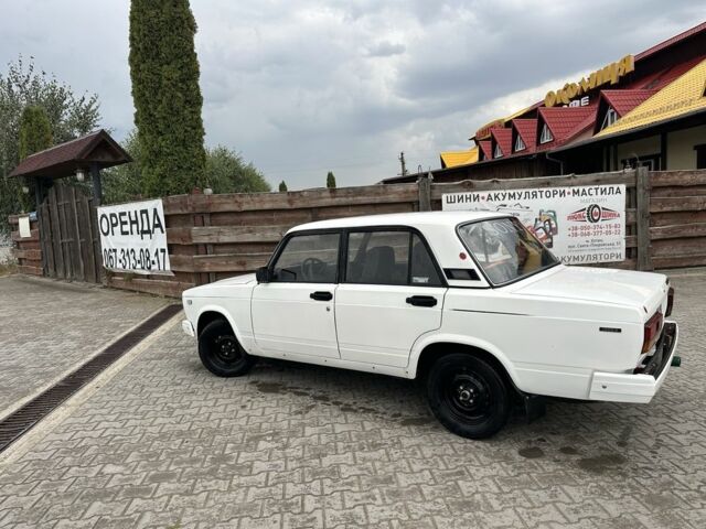 Белый ВАЗ 2107, объемом двигателя 1.3 л и пробегом 125 тыс. км за 1250 $, фото 4 на Automoto.ua