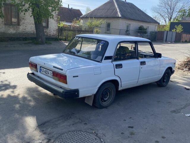 Белый ВАЗ 2107, объемом двигателя 1.5 л и пробегом 45 тыс. км за 25000 $, фото 5 на Automoto.ua