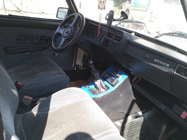 Белый ВАЗ 2107, объемом двигателя 1.3 л и пробегом 3 тыс. км за 39000 $, фото 5 на Automoto.ua