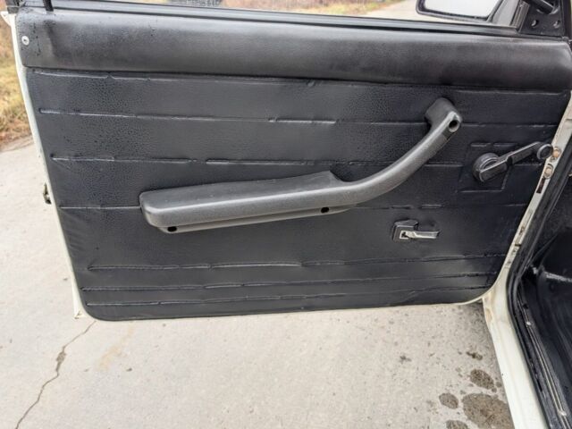 Белый ВАЗ 2107, объемом двигателя 0 л и пробегом 100 тыс. км за 1500 $, фото 13 на Automoto.ua