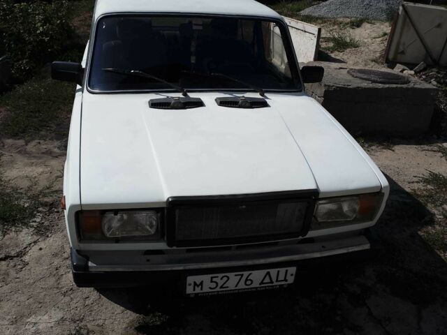 Белый ВАЗ 2107, объемом двигателя 1.3 л и пробегом 3 тыс. км за 39000 $, фото 1 на Automoto.ua