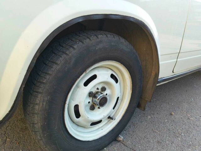 Белый ВАЗ 2107, объемом двигателя 1.5 л и пробегом 200 тыс. км за 1200 $, фото 5 на Automoto.ua