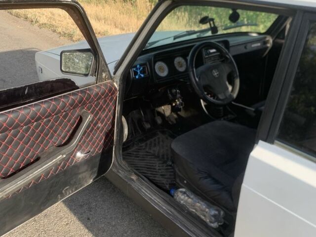 Білий ВАЗ 2107, об'ємом двигуна 1.5 л та пробігом 60 тис. км за 1300 $, фото 9 на Automoto.ua