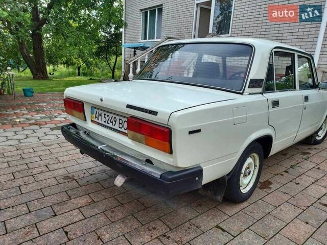 Белый ВАЗ 2107, объемом двигателя 1.45 л и пробегом 93 тыс. км за 1050 $, фото 1 на Automoto.ua
