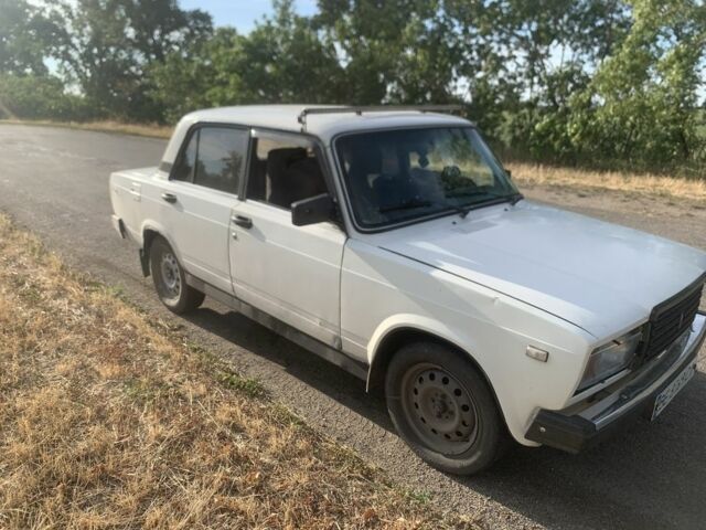 Білий ВАЗ 2107, об'ємом двигуна 1.5 л та пробігом 85 тис. км за 1600 $, фото 4 на Automoto.ua