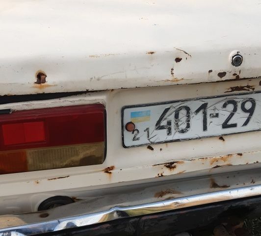 Білий ВАЗ 2107, об'ємом двигуна 1.5 л та пробігом 3 тис. км за 750 $, фото 4 на Automoto.ua