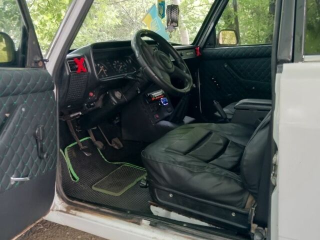 Белый ВАЗ 2107, объемом двигателя 1.3 л и пробегом 2 тыс. км за 967 $, фото 9 на Automoto.ua