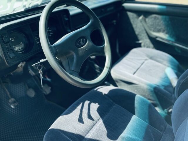 Білий ВАЗ 2107, об'ємом двигуна 1.5 л та пробігом 211 тис. км за 1000 $, фото 6 на Automoto.ua