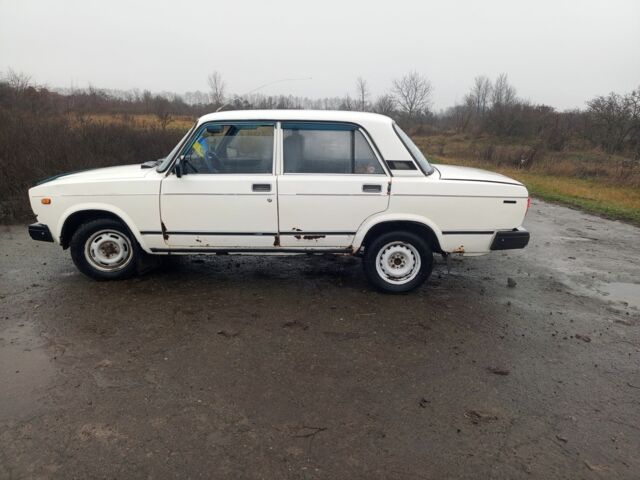 Белый ВАЗ 2107, объемом двигателя 1.5 л и пробегом 850 тыс. км за 700 $, фото 11 на Automoto.ua