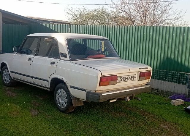Белый ВАЗ 2107, объемом двигателя 0 л и пробегом 712 тыс. км за 28000 $, фото 2 на Automoto.ua