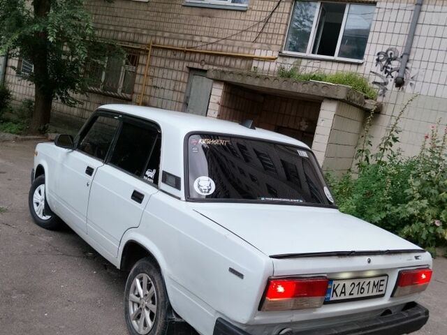Белый ВАЗ 2107, объемом двигателя 1.3 л и пробегом 2 тыс. км за 967 $, фото 4 на Automoto.ua
