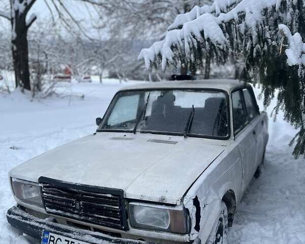 Білий ВАЗ 2107, об'ємом двигуна 1.3 л та пробігом 100 тис. км за 417 $, фото 1 на Automoto.ua