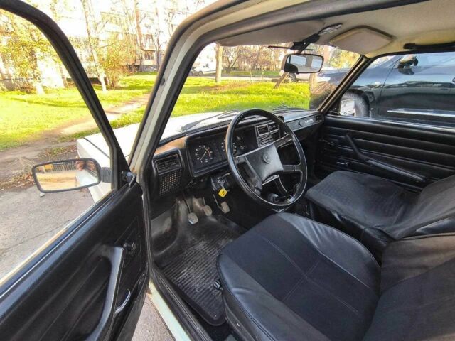 Белый ВАЗ 2107, объемом двигателя 1.5 л и пробегом 200 тыс. км за 1200 $, фото 8 на Automoto.ua