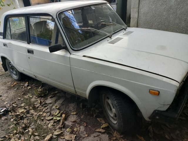 Белый ВАЗ 2107, объемом двигателя 0 л и пробегом 40 тыс. км за 500 $, фото 3 на Automoto.ua
