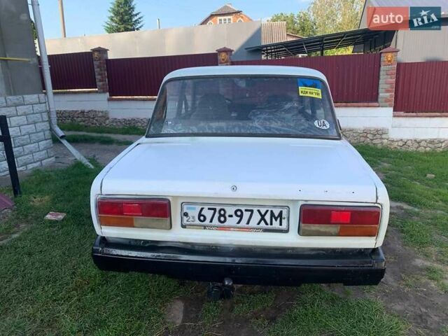 Білий ВАЗ 2107, об'ємом двигуна 1.5 л та пробігом 400 тис. км за 350 $, фото 3 на Automoto.ua