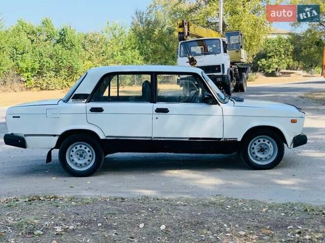 Белый ВАЗ 2107, объемом двигателя 1.3 л и пробегом 100 тыс. км за 950 $, фото 6 на Automoto.ua