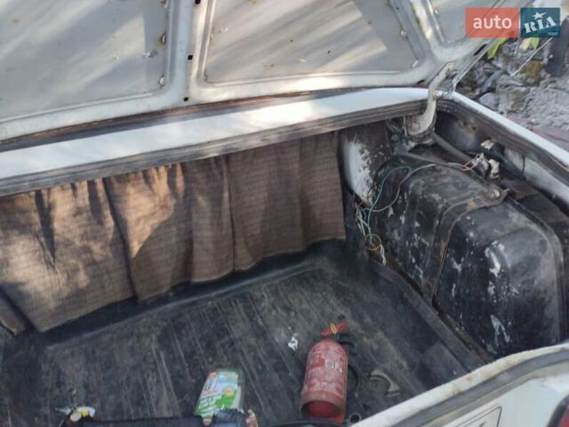 Белый ВАЗ 2107, объемом двигателя 1.5 л и пробегом 45 тыс. км за 650 $, фото 9 на Automoto.ua