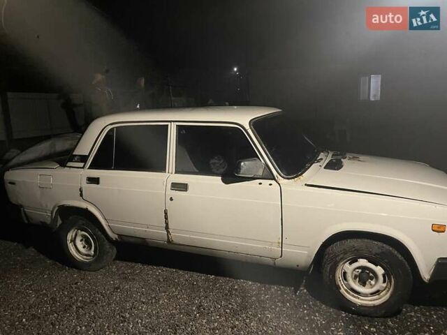 Білий ВАЗ 2107, об'ємом двигуна 1.45 л та пробігом 190 тис. км за 480 $, фото 1 на Automoto.ua