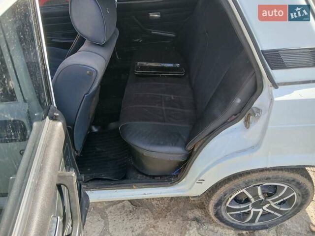 Белый ВАЗ 2107, объемом двигателя 0 л и пробегом 150 тыс. км за 999 $, фото 5 на Automoto.ua