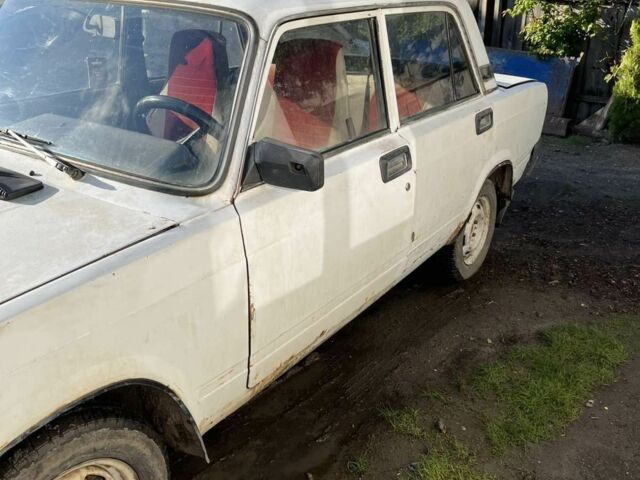 Белый ВАЗ 2107, объемом двигателя 0 л и пробегом 265 тыс. км за 11000 $, фото 7 на Automoto.ua