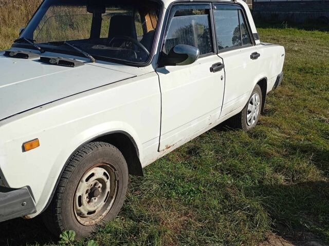 Белый ВАЗ 2107, объемом двигателя 0 л и пробегом 36 тыс. км за 508 $, фото 1 на Automoto.ua