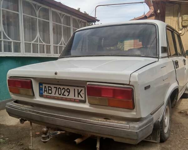 ВАЗ 2107 1992 в Могилев-Подольском на Automoto.ua Белый ВАЗ 2107, объемом двигателя 1.5 л и пробегом 398 тыс. км за 700 $, фото 3 на Automoto.ua
