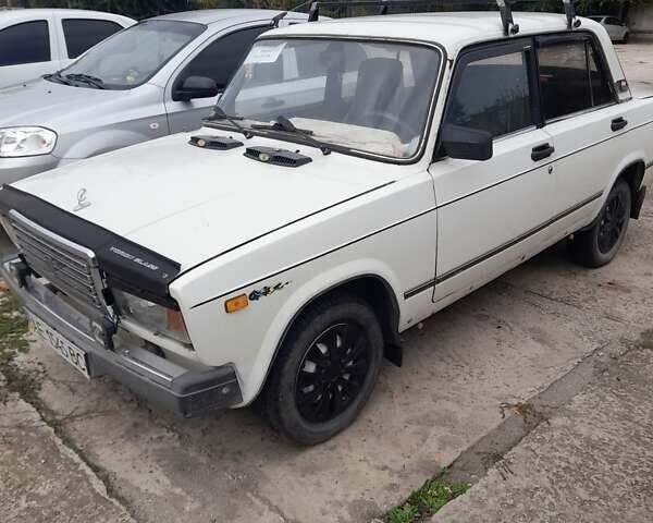 Белый ВАЗ 2107, объемом двигателя 1.5 л и пробегом 44 тыс. км за 1500 $, фото 10 на Automoto.ua