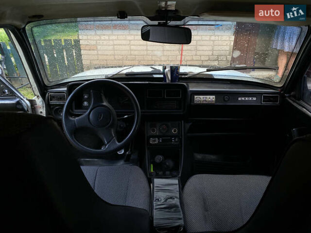 Білий ВАЗ 2107, об'ємом двигуна 1.45 л та пробігом 11 тис. км за 504 $, фото 5 на Automoto.ua