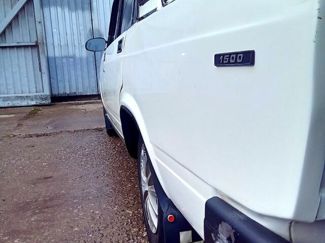 Белый ВАЗ 2107, объемом двигателя 1.3 л и пробегом 158 тыс. км за 950 $, фото 5 на Automoto.ua