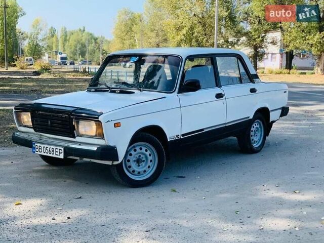 Белый ВАЗ 2107, объемом двигателя 1.3 л и пробегом 100 тыс. км за 950 $, фото 7 на Automoto.ua