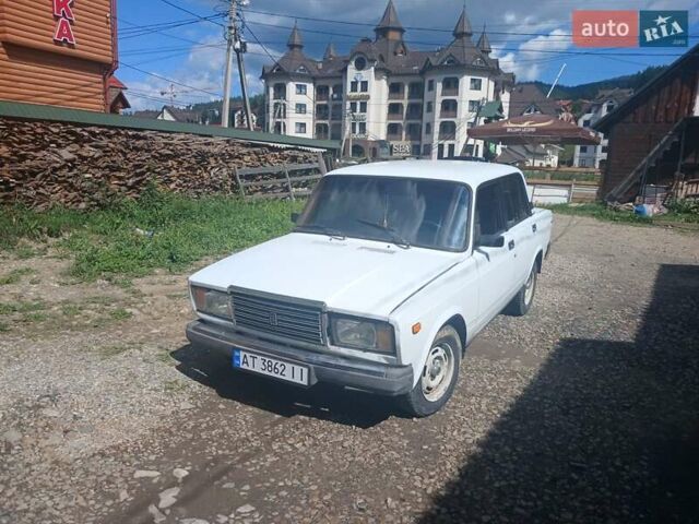 Белый ВАЗ 2107, объемом двигателя 1.5 л и пробегом 93 тыс. км за 1100 $, фото 1 на Automoto.ua