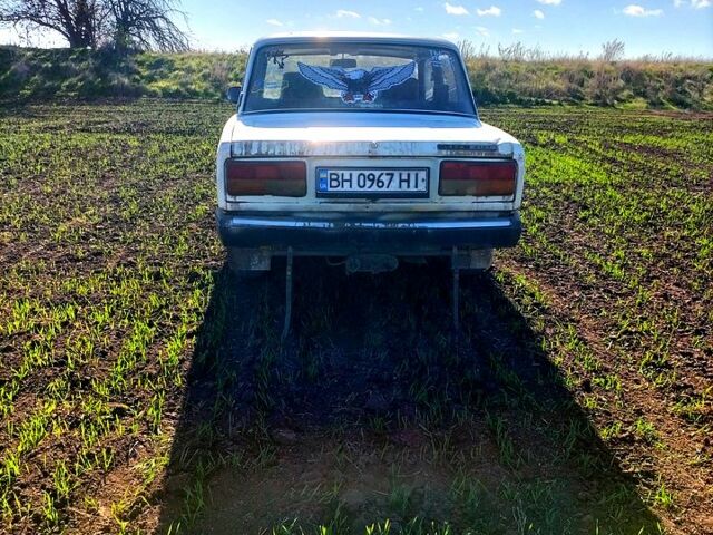 Белый ВАЗ 2107, объемом двигателя 1.5 л и пробегом 0 тыс. км за 500 $, фото 4 на Automoto.ua