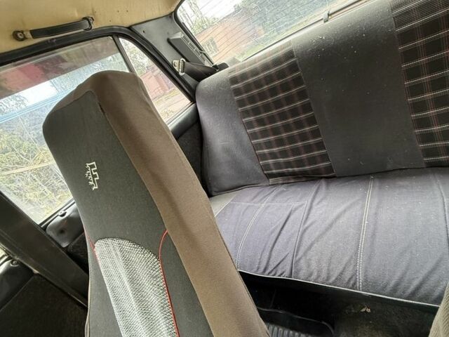 Білий ВАЗ 2107, об'ємом двигуна 0 л та пробігом 400 тис. км за 428 $, фото 6 на Automoto.ua