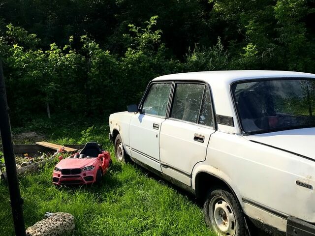 Білий ВАЗ 2107, об'ємом двигуна 1.6 л та пробігом 111 тис. км за 600 $, фото 3 на Automoto.ua