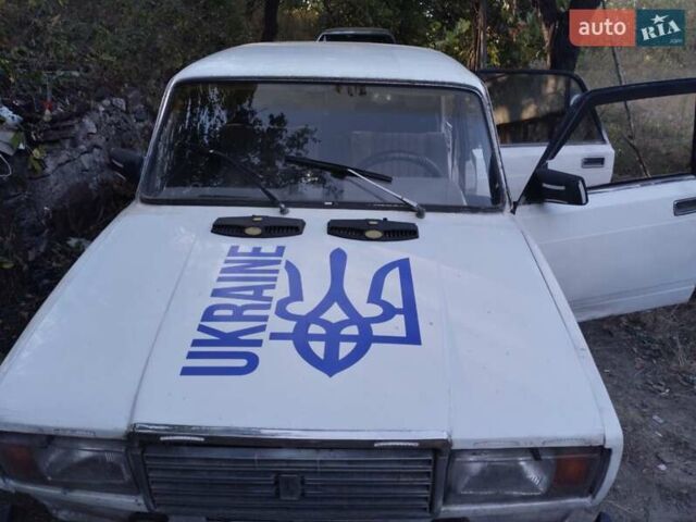 Белый ВАЗ 2107, объемом двигателя 1.5 л и пробегом 45 тыс. км за 650 $, фото 5 на Automoto.ua