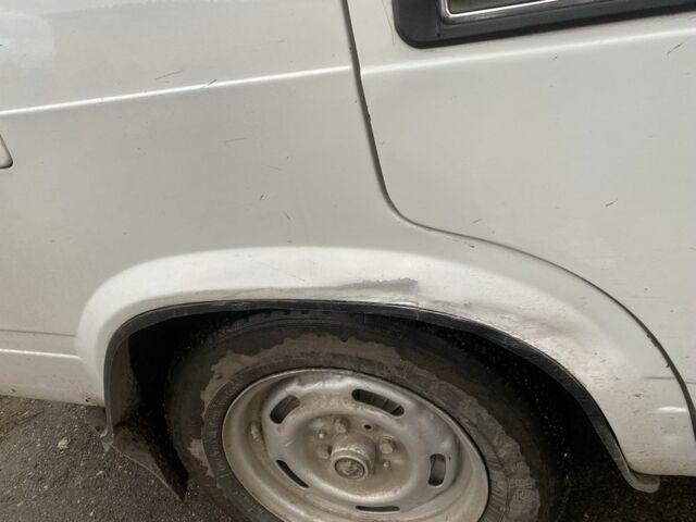 ВАЗ 2107 1992 в Звенигородка на Automoto.ua Белый ВАЗ 2107, объемом двигателя 1.5 л и пробегом 300 тыс. км за 809 $, фото 5 на Automoto.ua