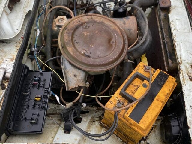 Белый ВАЗ 2107, объемом двигателя 1.5 л и пробегом 213 тыс. км за 550 $, фото 4 на Automoto.ua