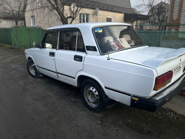 Белый ВАЗ 2107, объемом двигателя 1.5 л и пробегом 260 тыс. км за 850 $, фото 2 на Automoto.ua