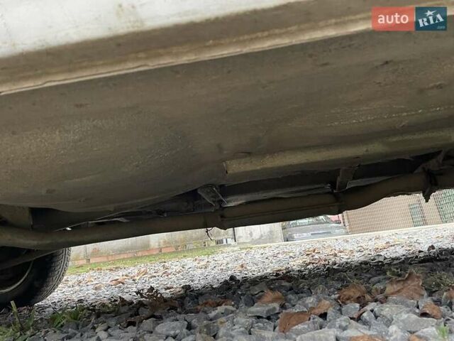 Белый ВАЗ 2107, объемом двигателя 1.5 л и пробегом 350 тыс. км за 406 $, фото 4 на Automoto.ua