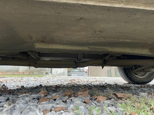 Белый ВАЗ 2107, объемом двигателя 1.5 л и пробегом 3 тыс. км за 406 $, фото 4 на Automoto.ua