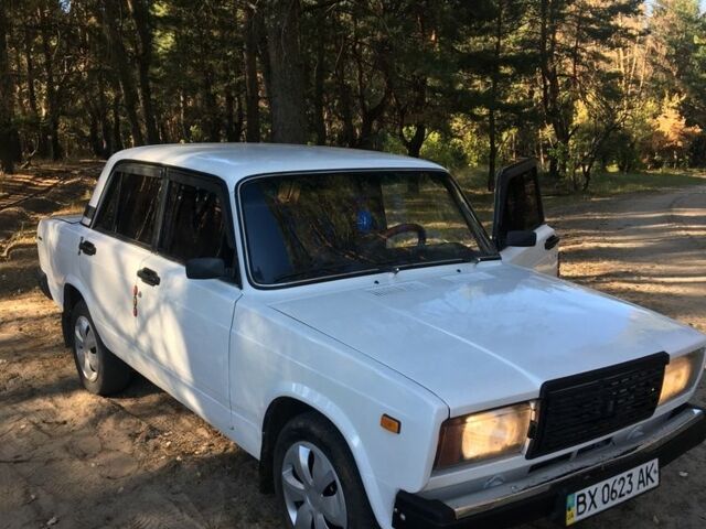 Белый ВАЗ 2107, объемом двигателя 1.5 л и пробегом 150 тыс. км за 922 $, фото 13 на Automoto.ua